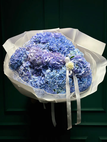 Bó 26 mắt biếc - Tông xanh dương